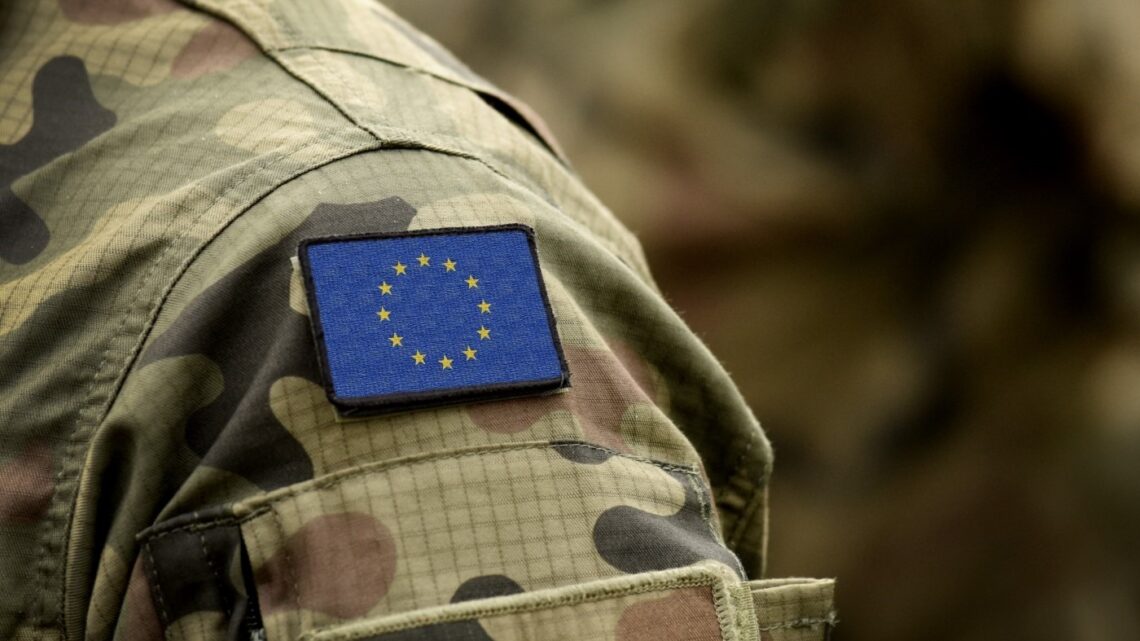 ЄС готується до війни: єврокомісія визначила оборонну політику Союзу до 2030 року