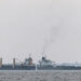 Росія використовує військові кораблі для охорони тіньового флоту