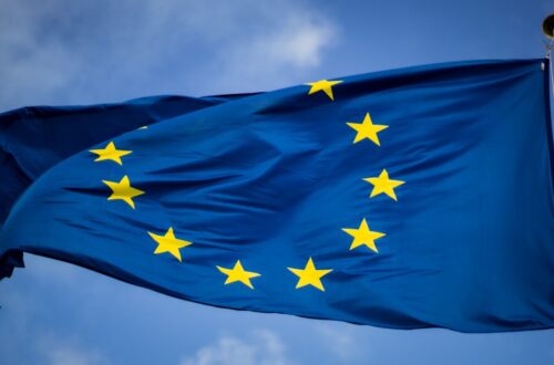 ЄК звільнила перекладачку, яка записувала слова Зеленського