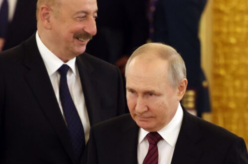 Кремль вимагає "поваги до росіян" в Азербайджані