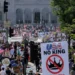 Американці вийшли на протести проти політики Трампа