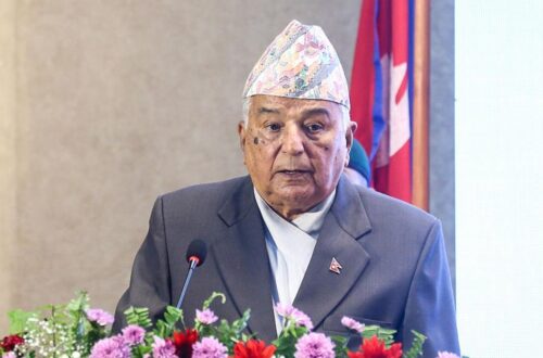 Президент Непалу пішов у відставку на тлі протестів