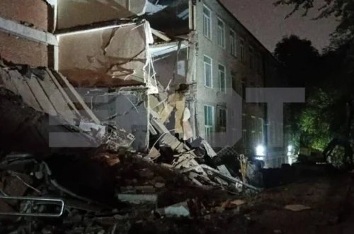 У Владивостоці стався обвал трьох поверхів коледжу