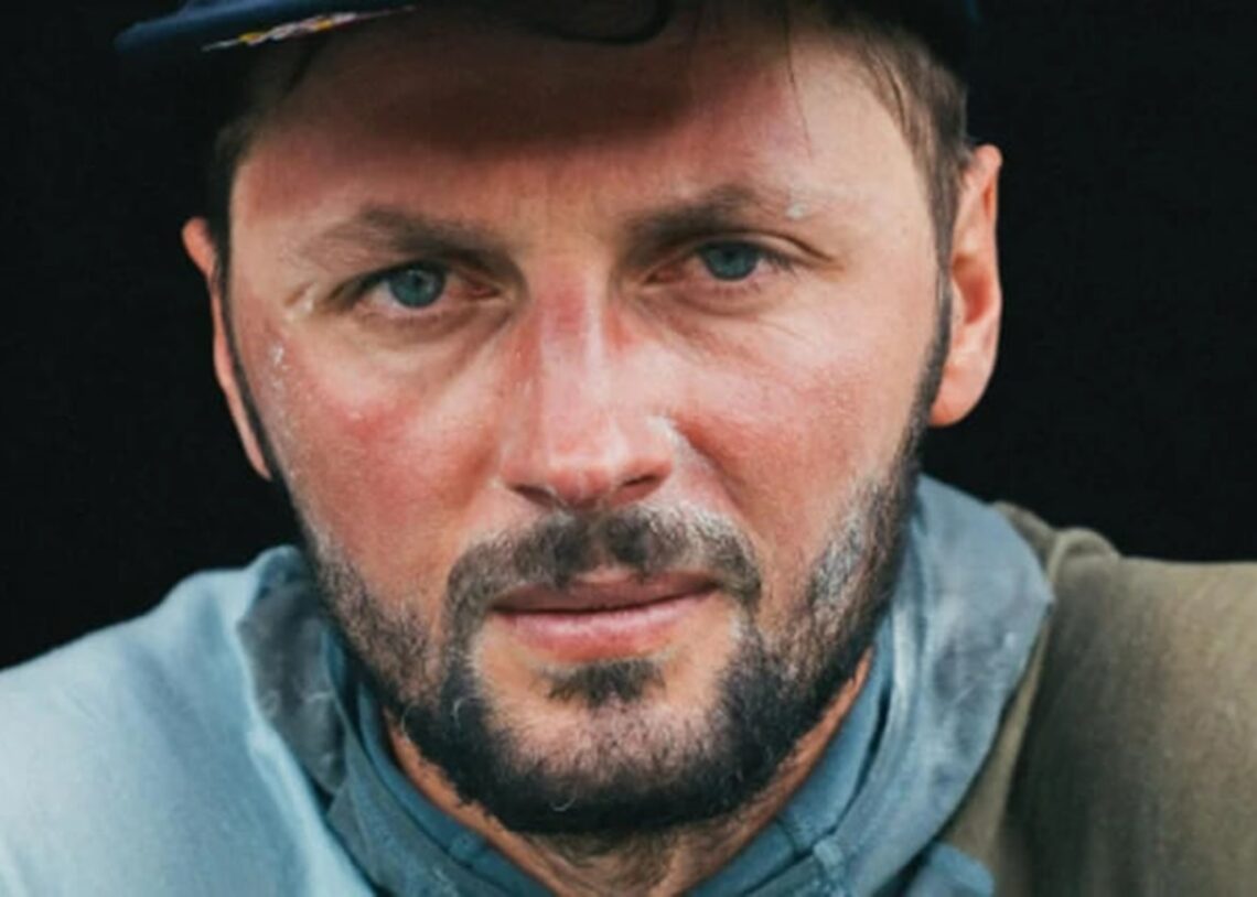 Польський спортсмен здійснив спуск з Евересту на лижах без кисню