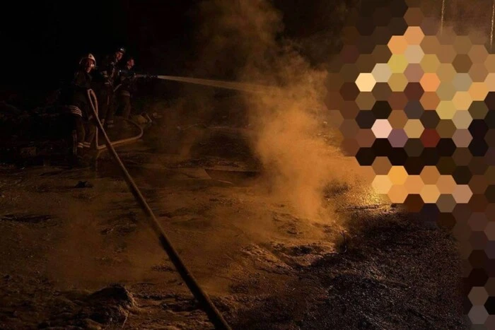 Росія вдарила по Запоріжжю: виникла пожежа, є пошкодження