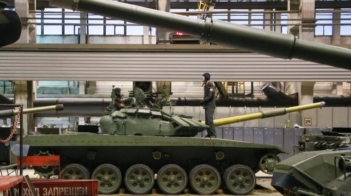 В Росії несподівано почалося скорочення виробництва на військових заводах