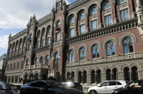 За тиждень Нацбанк продав 691 мільйон доларів