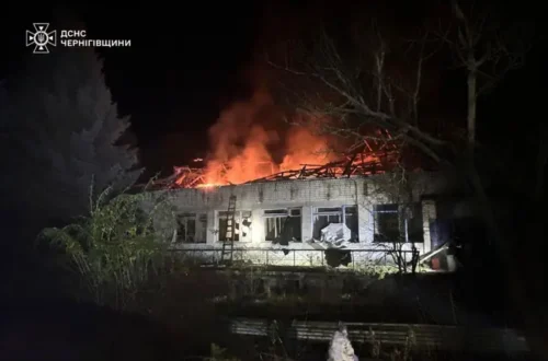 Атака на Чернігівщину: рятувальники показали наслідки (фото)