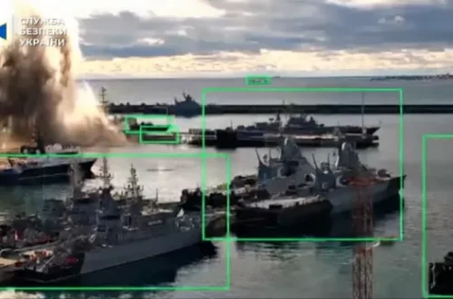 Субмарина зазнала критичних пошкоджень: СБУ вперше в історії підірвала дронами російський підводний човен (відео)