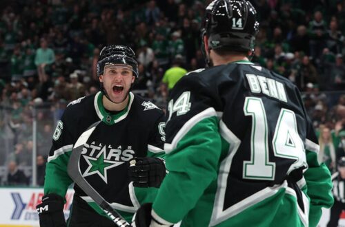 НХЛ: розгром від Далласа та перемога Чикаго