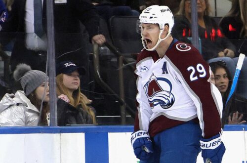 Ніч в НХЛ: Айлендерс виривають перемогу