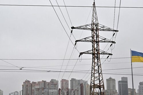 Україна цілодобово імпортує електроенергію