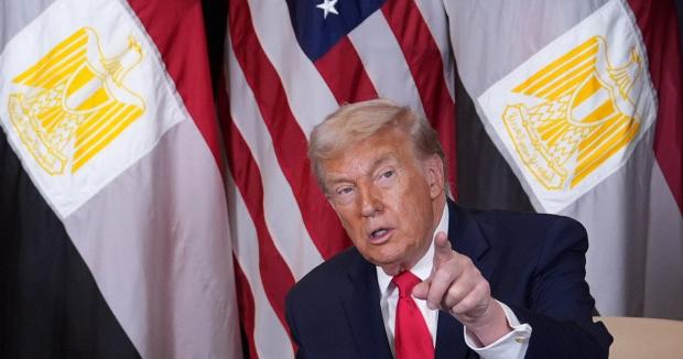 "Без нас зараз ви всі б говорили німецькою": Трамп у Давосі зробив заяву в стилі Путіна