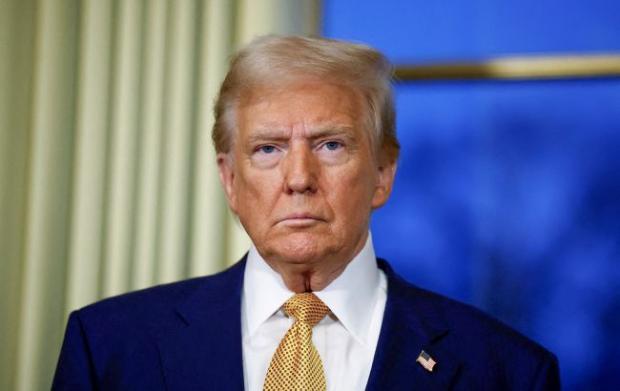 Трамп звинуватив Китай у "захопленні" Канади і пригрозив митами