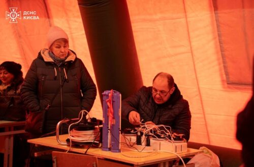 СюжетЗачинені магазини і черги на АЗС. Блекаут на Київщині