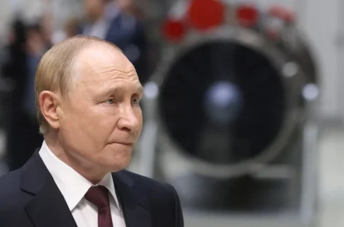 Путін має час до березня