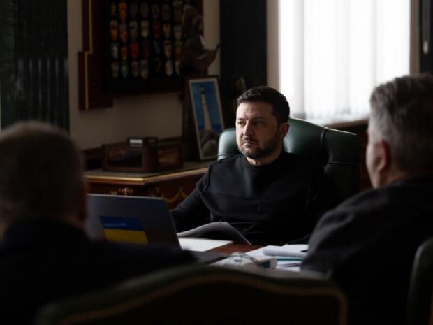 Роберт погодився, але є нюанс: Зеленський запросив Фіцо в гості