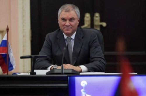 "Треба досягнути цілей "СВО": Спікер Держдуми заявив, що російські депутати наполягають на застосуванні "зброї відплати" щодо України