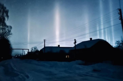 У небі над Тернопільщиною зафіксували "світлові стовпи"