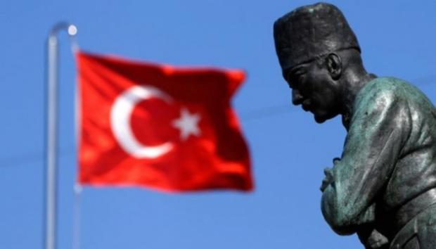 У Туреччині заявили, що збили іранську балістичну ракету