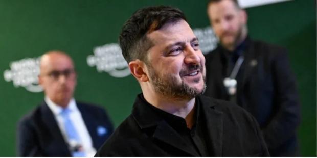 У Кремлі знов фантазуватимуть? Зеленський пожартував, що "із задоволенням" отримав би ядерну зброю від Франції та Британії (відео)