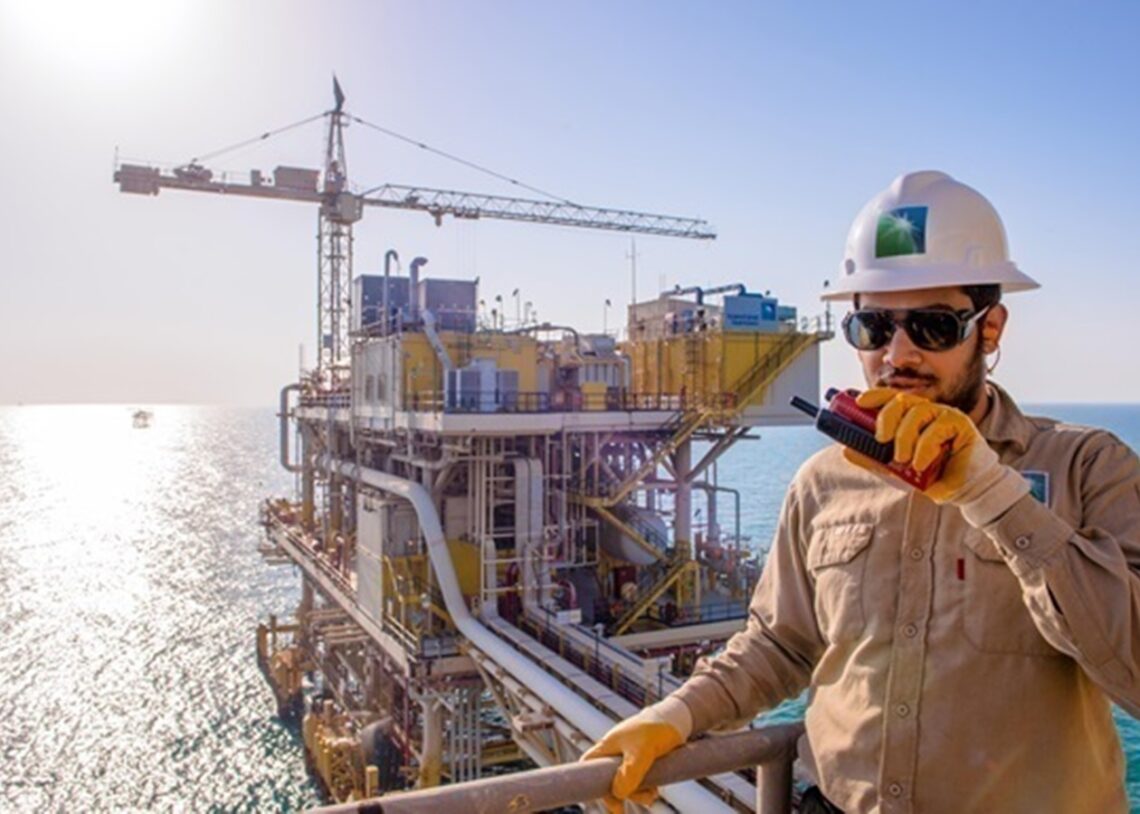 Саудівська Аравія переспрямовує експорт нафти - ЗМІ