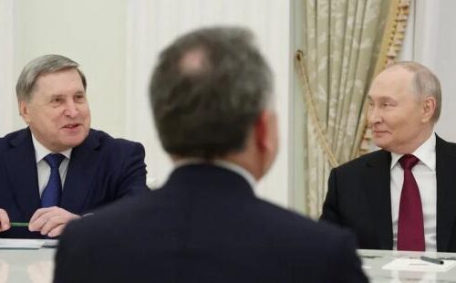 "У нас є контакти з американською стороною...": Ушаков заявив про "паузу" в тристоронніх переговорах щодо закінчення війни проти України