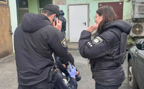 "Я вибіг за ним, він почав тікати": Нардеп заявив про спробу підпалити його авто в Києві (фото)