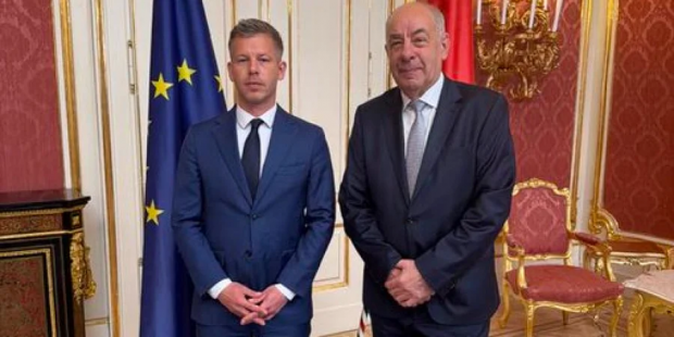 "Не може бути взірцем для нації": Петер Мадяр розкритикував президента Угорщини після візиту до його резиденції