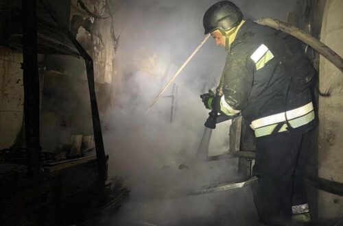 У Запоріжжі після удару росіян загорілась АЗС