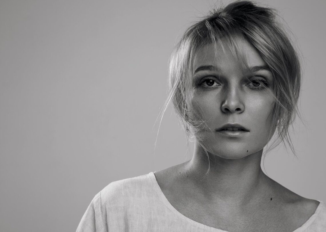 Ексзірка російського кіно втратила кар’єру, але обрала життя в Україні