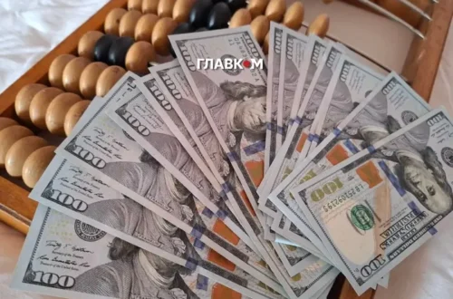 Курс валют 31 березня 2026: скільки коштують долар, євро і злотий