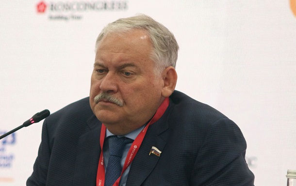 "Кругом адні фашисти!": Росія обурена "порушенням прав росіян" у країнах Балтії