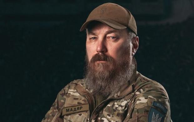 "Навіщо витрачати дрони на "велику стіну": Мадяр прокоментував ймовірність українського удару по Красній площі