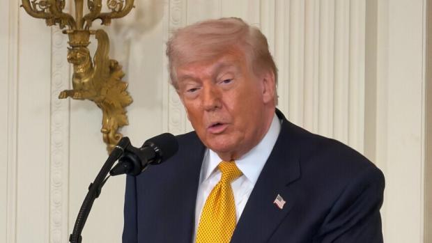 Трамп не здається: США ведуть засекречені переговори щодо відкриття нових військових баз у Гренландії