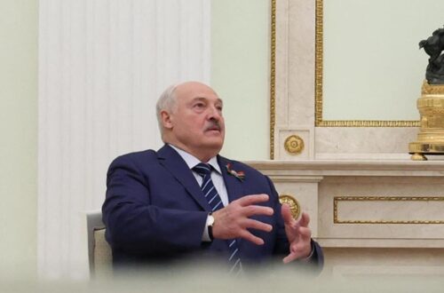Лукашенко анонсував "точкову" мобілізацію білоруської армії, готуючись до війни