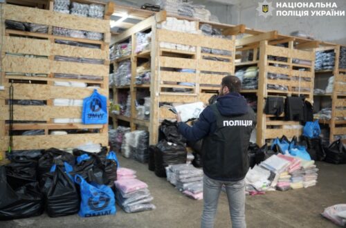 Гуманітарку з Туреччини продавали на 7 км в Одесі