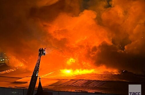 У Москві вирує масштабна пожежа на території Кремля в Ізмайловому