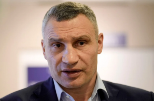 Не вистачає, але... "Укриття стоять напівпорожні, постійно відкриваємо нові", -  Кличко після жорстокої повітряної атаки закликав киян активніше ховатися