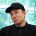 Акції SpaceX обвалилися: Маск втратив статус трильйонера