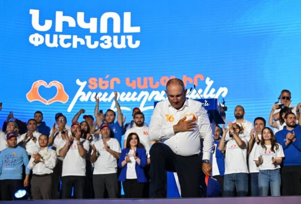 Пашанян змінив Пашаняна: Президент Вірменії призначив нового прем'єра та уряд