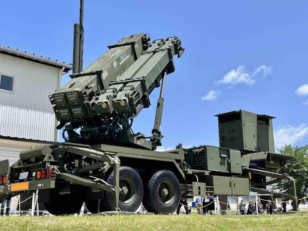 Буде легше? Прем’єр Британії має намір переконати Трампа допомогти Україні ракетами Patriot