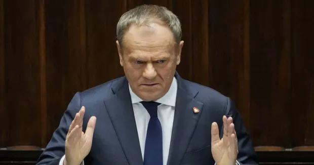 Мусить відповідати за наслідки своєї кампанії ненависті: Туск закликав Навроцького перервати мовчання та засудити насильство над українцями в Польщі