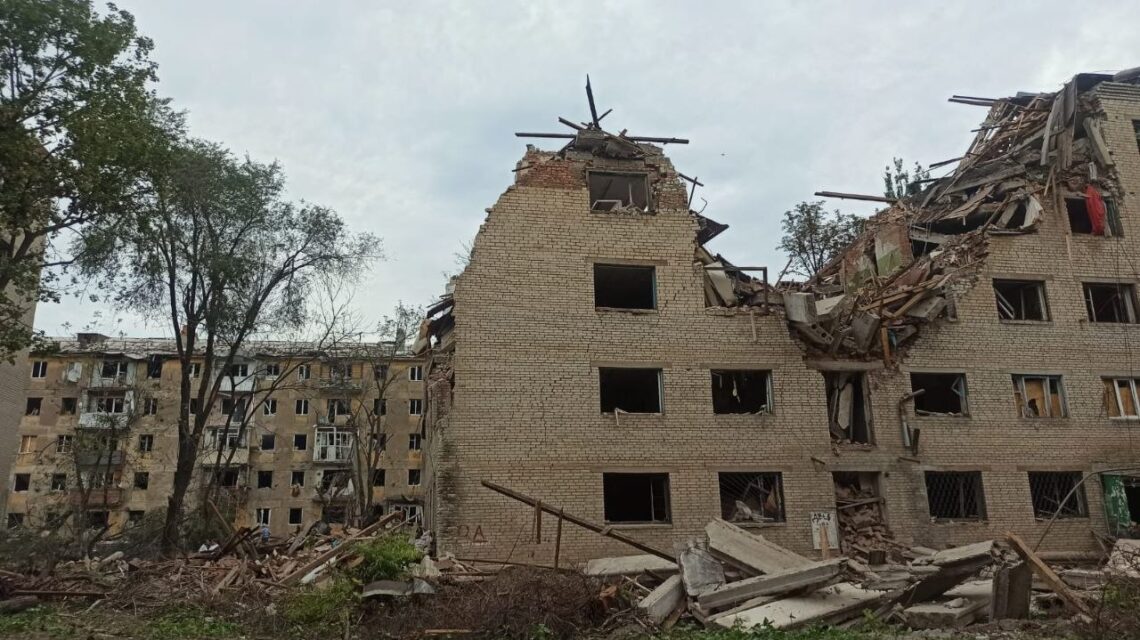 Росія скинула авіабомби на Слов'янськ: кількість поранених зросла до 15 фото 1