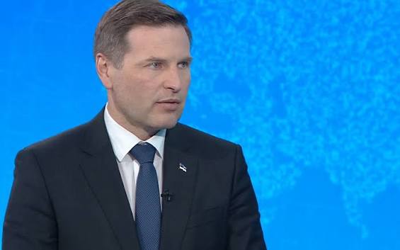 Гучна справа набрала обертів: Міністр оборони Естонії йде у відставку через скандал із закупівлями снарядів для України