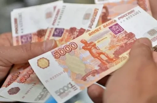 Путін кидає все у жерло війни: У Росії скорочують виплати вчителям і медикам заради контрактників - регіони залишаються без грошей