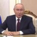 У Путіна на руці помітили слід від ін'єкцій