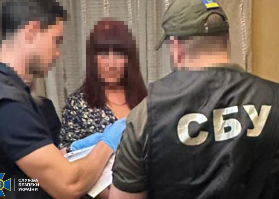 "Відкати" поштою: посадовців Луганської ОВА викрили на привласненні 5 млн
