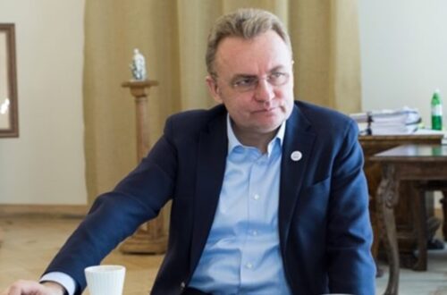 Садовий заявив про "прослушку" у службовому авто