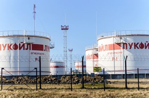 Болгарія зняла обмеження на експорт пального після санкцій проти Лукойлу